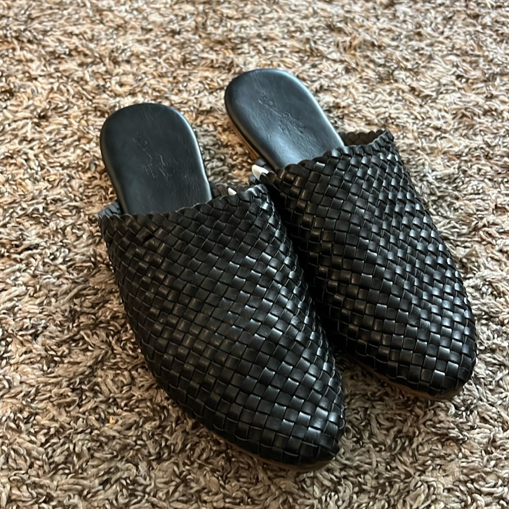 Black Flats